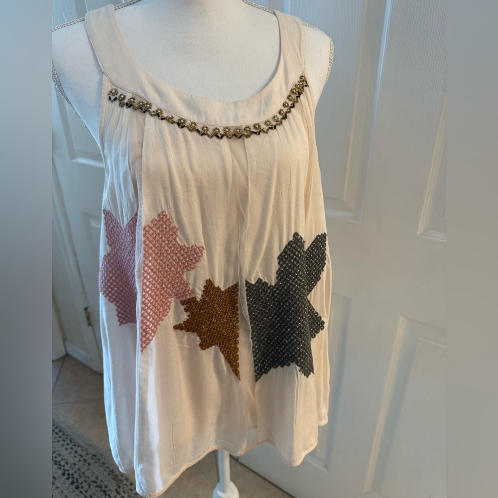 Finreat Couter Summer Blouse Never Worn. Size 12